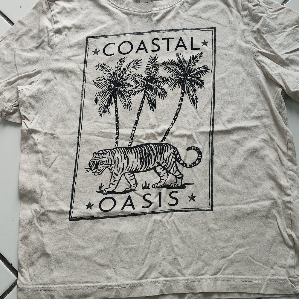 H&M Graphic T-Shirt - Cream with Leopard Print